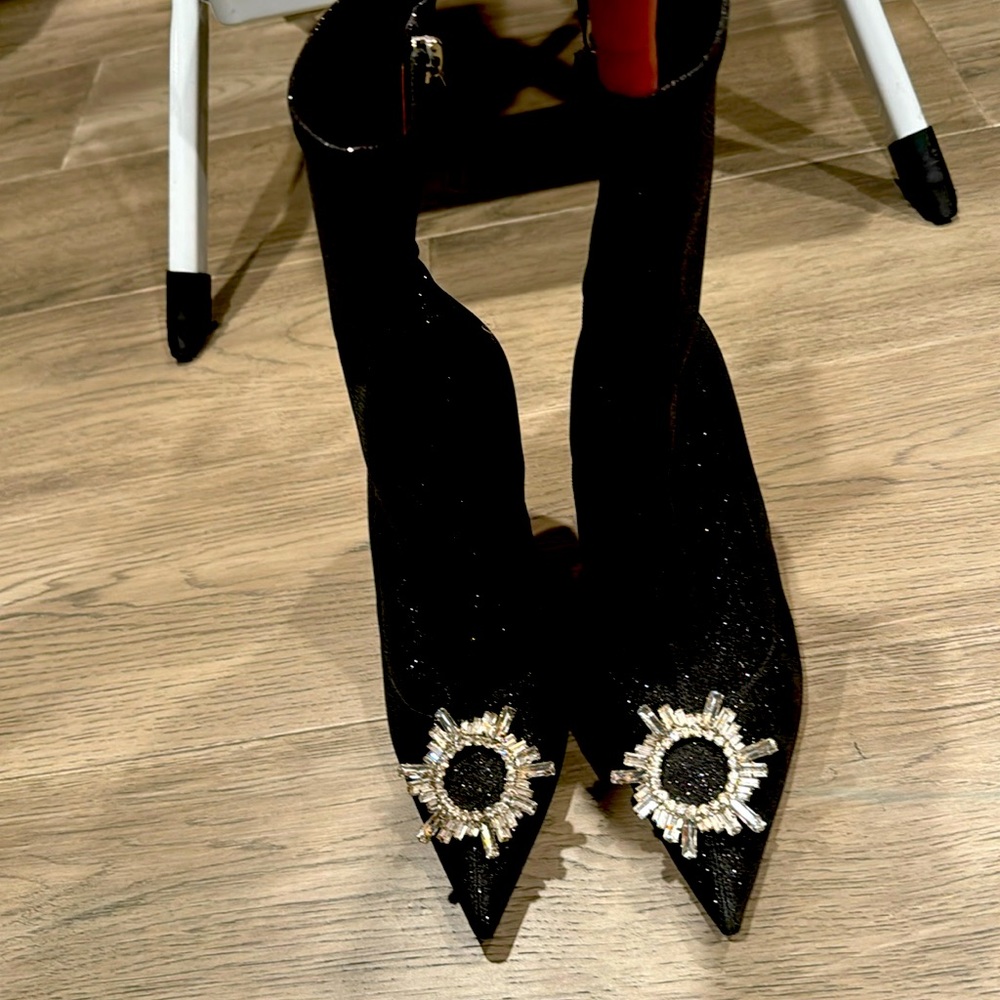 Black Glitter booties!